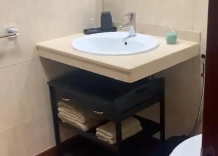 For 4 People Albareda Appartement