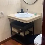 For 4 People Albareda Apartment